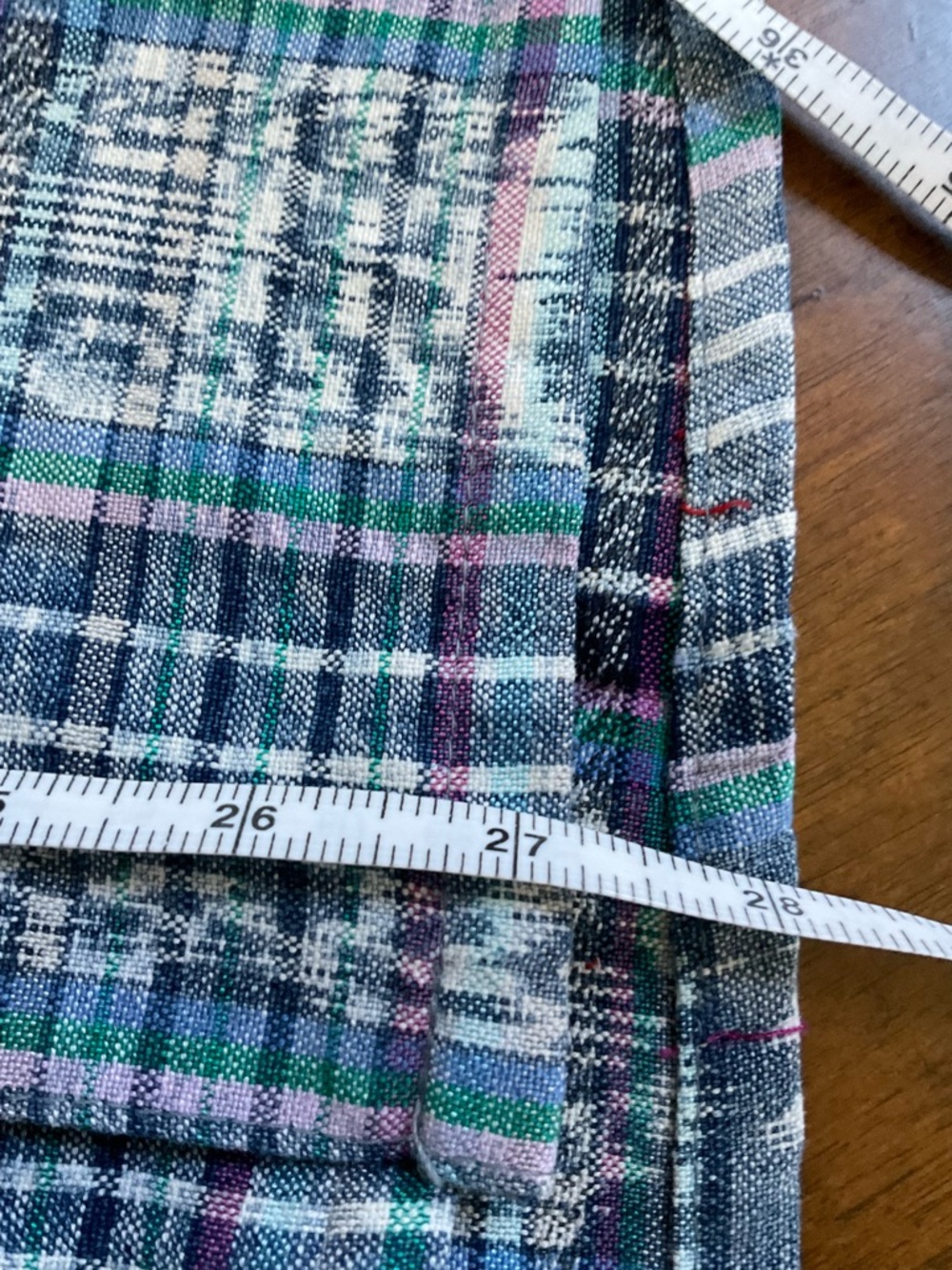 Men's Guatemalan Handwoven Shirt - Picture 6 of 7